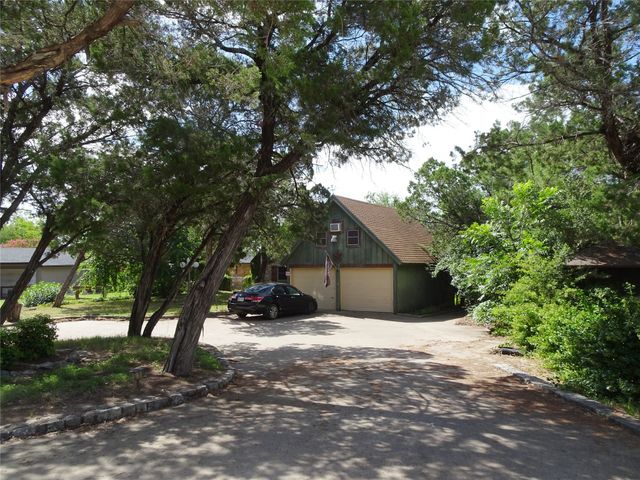 1009 Laguna Vista Court, Granbury, TX 76048