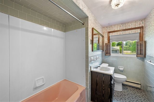 64 Amherst Rd, Beverly, MA 01915