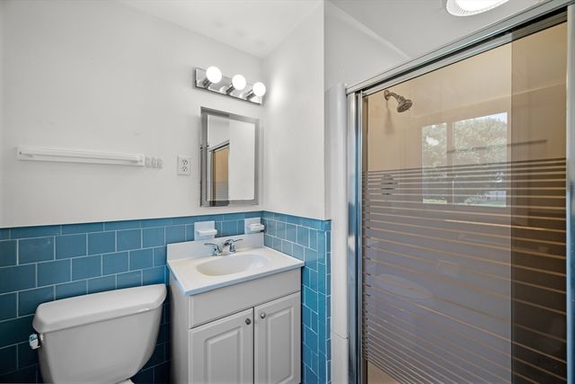64 Amherst Rd, Beverly, MA 01915