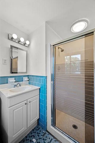 64 Amherst Rd, Beverly, MA 01915