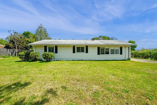 64 Amherst Rd, Beverly, MA 01915