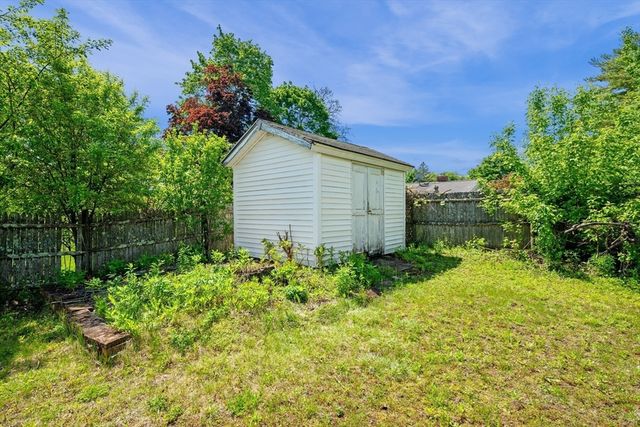 64 Amherst Rd, Beverly, MA 01915