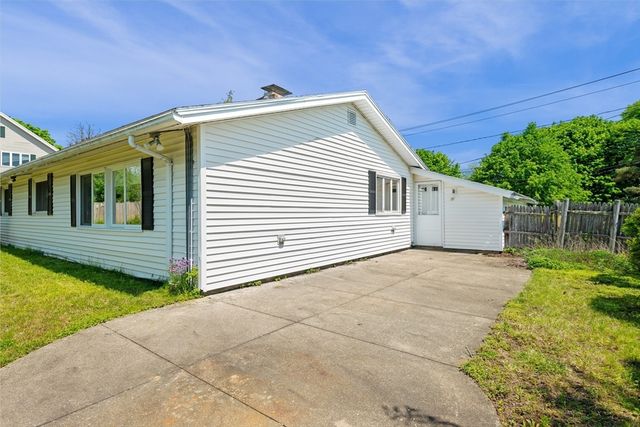 64 Amherst Rd, Beverly, MA 01915