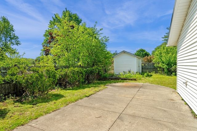 64 Amherst Rd, Beverly, MA 01915