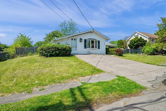 64 Amherst Rd, Beverly, MA 01915
