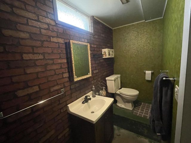 N5846 Dunning Road, Pardeeville, WI 53954