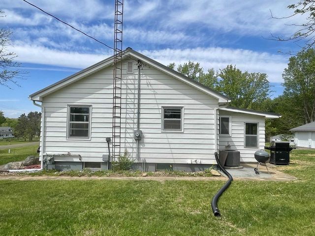 N5846 Dunning Road, Pardeeville, WI 53954