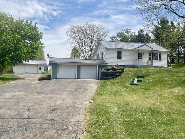 N5846 Dunning Road, Pardeeville, WI 53954