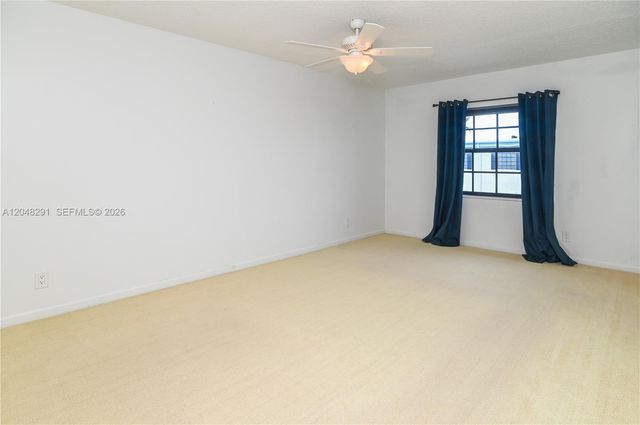 130 Cypress Club Dr 324, Pompano Beach, FL 33060
