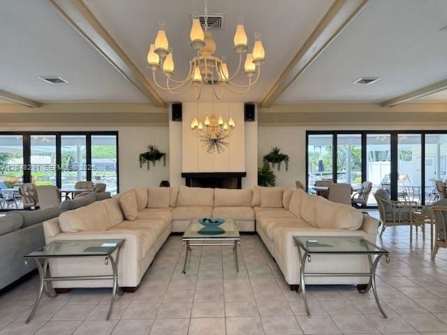 130 Cypress Club Dr 324, Pompano Beach, FL 33060