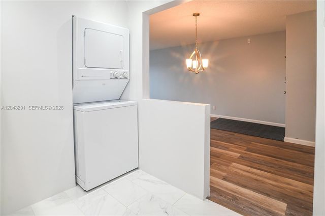 130 Cypress Club Dr 324, Pompano Beach, FL 33060