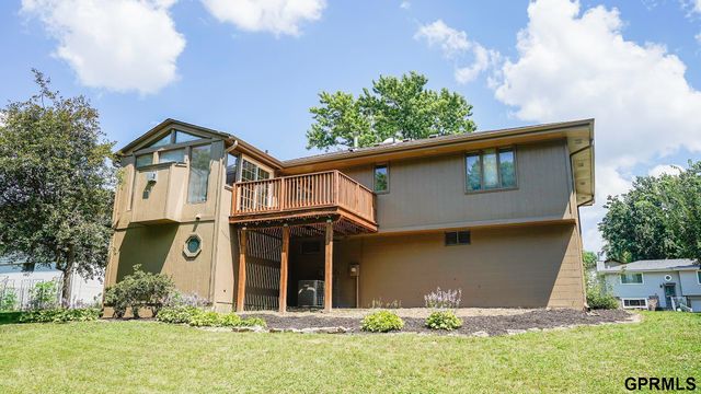 13106 S 24 Street, Bellevue, NE 68123
