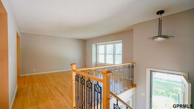 13106 S 24 Street, Bellevue, NE 68123