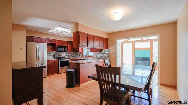 13106 S 24 Street, Bellevue, NE 68123