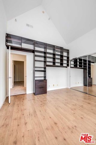 10629 Woodbridge Street 102, Toluca Lake, CA 91602