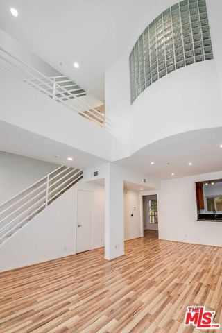 10629 Woodbridge Street 102, Toluca Lake, CA 91602