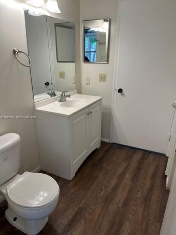 4421 W Mcnab Road 10, Pompano Beach, FL 33069