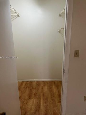 4421 W Mcnab Road 10, Pompano Beach, FL 33069