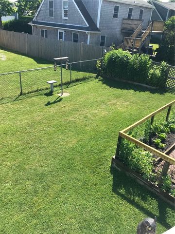 20 St. James Road, Narragansett, RI 02896