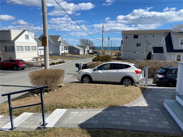 20 St. James Road, Narragansett, RI 02896