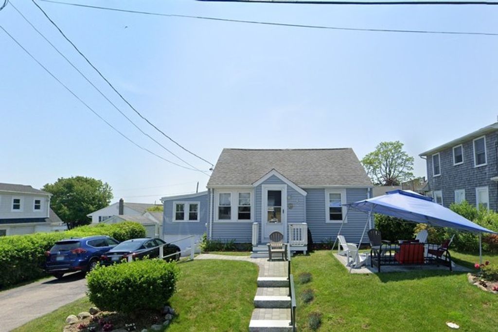 20 St. James Road, Narragansett, RI 02896