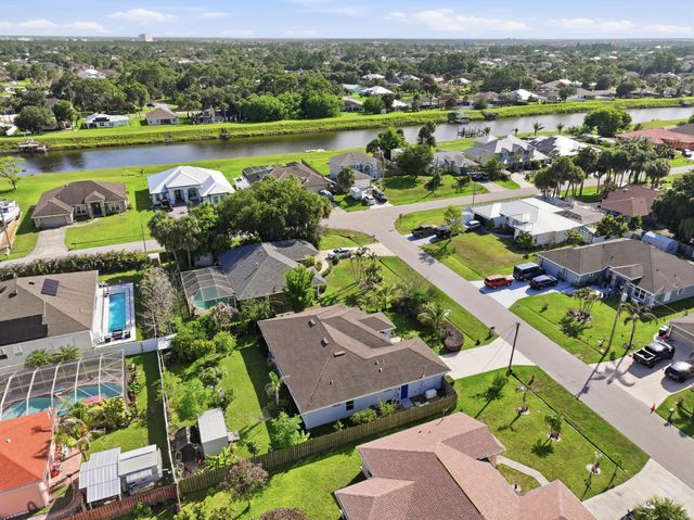 2081 SW Tropical Terrace, Port St. Lucie, Port St Lucie, FL 34953
