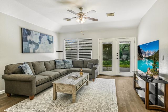 2111 Kimra LN, Cedar Park, TX 78613