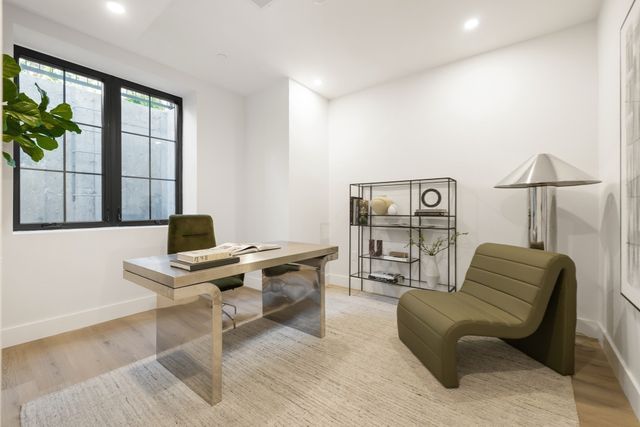 6 Floral St 6, Newton, MA 02461