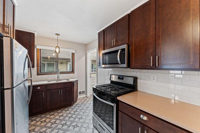 5725 Xerxes Avenue S, Minneapolis, MN 55410