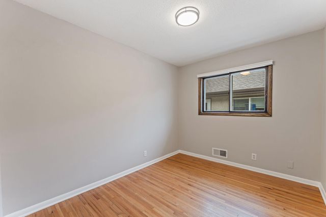 5725 Xerxes Avenue S, Minneapolis, MN 55410