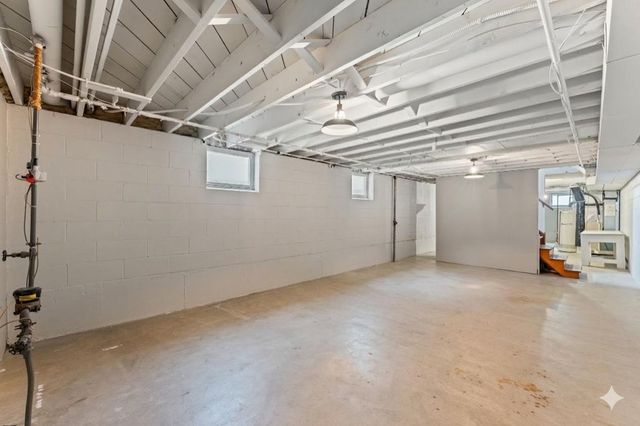 5725 Xerxes Avenue S, Minneapolis, MN 55410