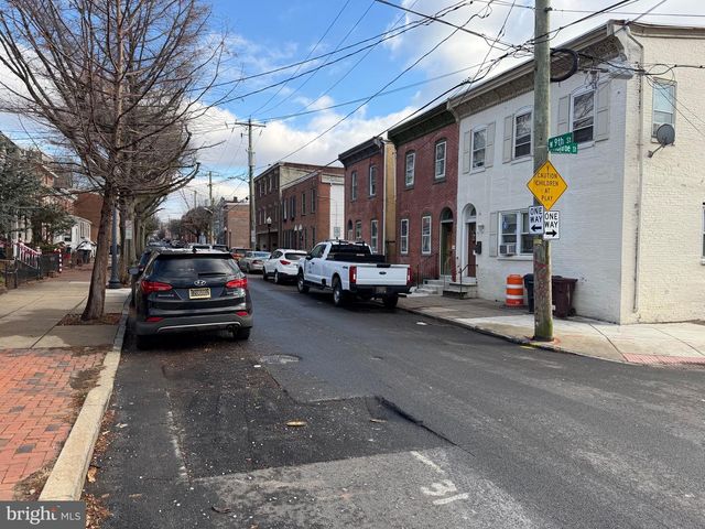 801 W 9TH ST, Wilmington, DE 19801
