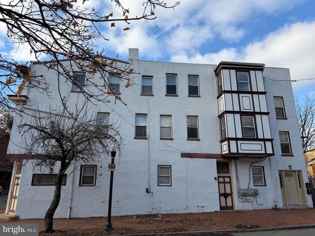 801 W 9TH ST, Wilmington, DE 19801
