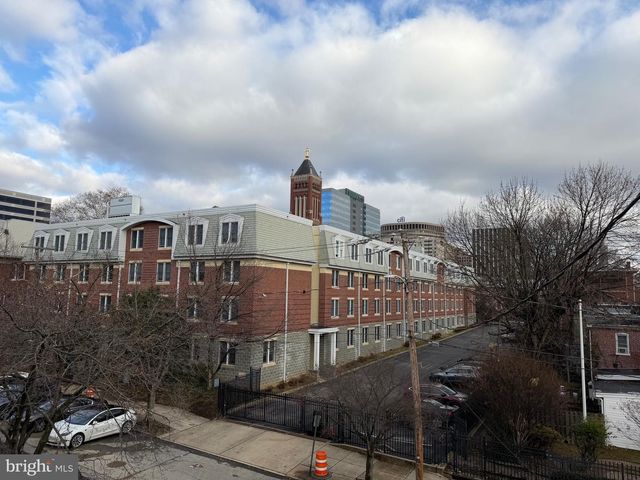 801 W 9TH ST, Wilmington, DE 19801