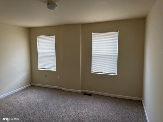 801 W 9TH ST, Wilmington, DE 19801