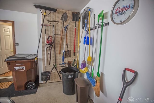 1250 Yankee Woods Drive, Washington Twp, OH 45458