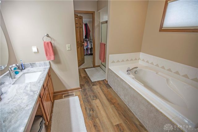 1250 Yankee Woods Drive, Washington Twp, OH 45458