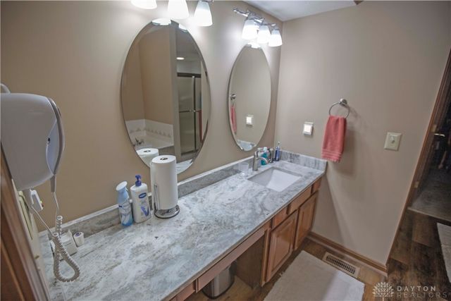 1250 Yankee Woods Drive, Washington Twp, OH 45458