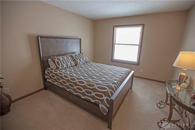 1250 Yankee Woods Drive, Washington Twp, OH 45458