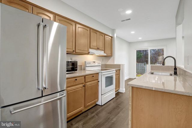 5840 BURKE MANOR CT, Burke, VA 22015