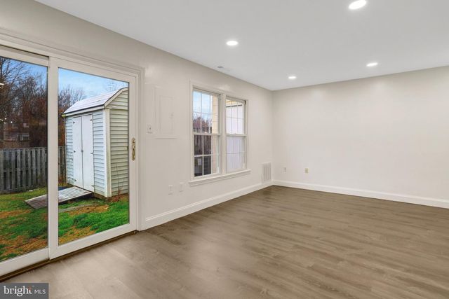 5840 BURKE MANOR CT, Burke, VA 22015