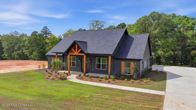 934 Mullican Road, Florence, MS 39073