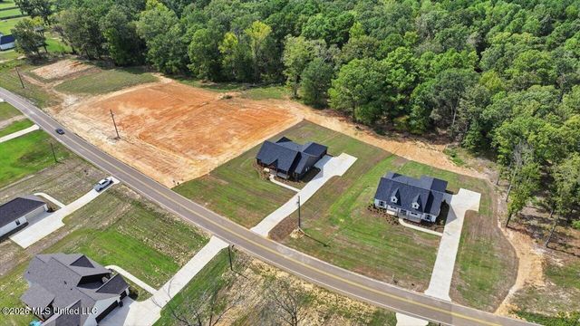 934 Mullican Road, Florence, MS 39073