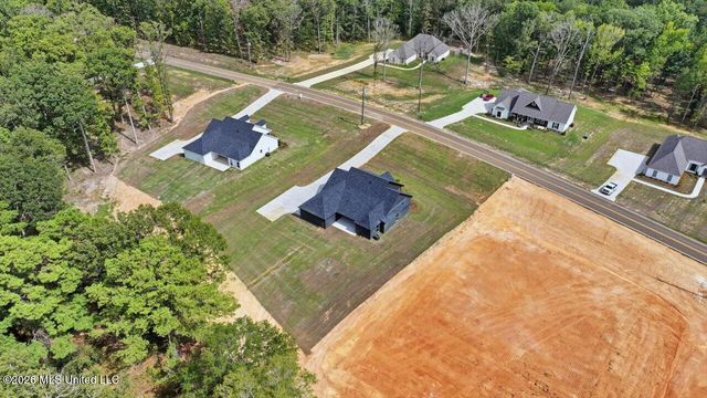 934 Mullican Road, Florence, MS 39073