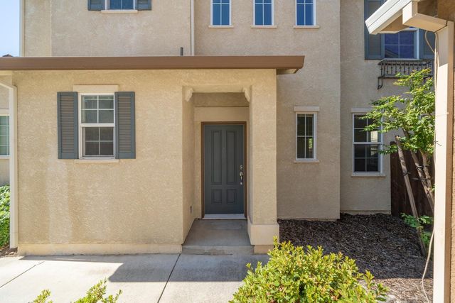 2340 Shining Star Way, Redding, CA 96003