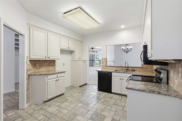 9961 Waterfront Trail 9961, Rowlett, TX 75087