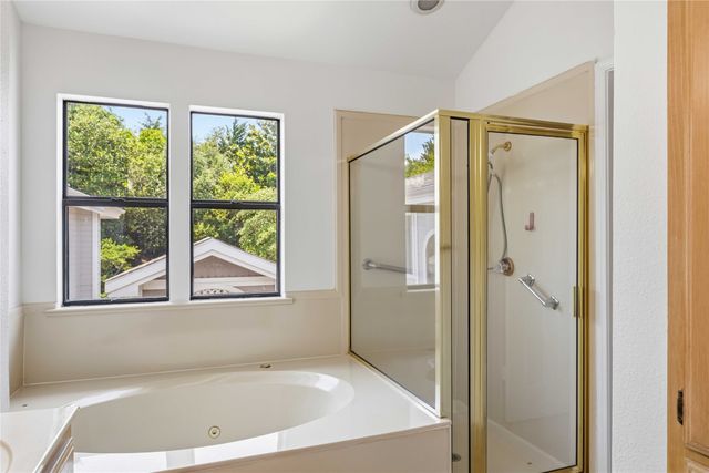 9961 Waterfront Trail 9961, Rowlett, TX 75087