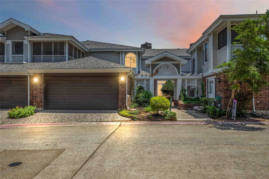 9961 Waterfront Trail 9961, Rowlett, TX 75087
