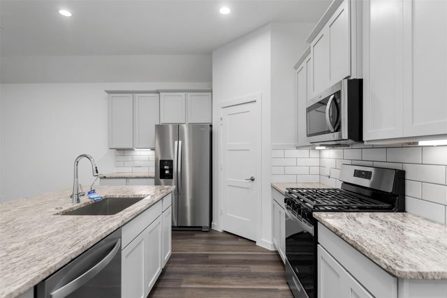 1069 Dancing Feather Street, Montgomery, TX 77316