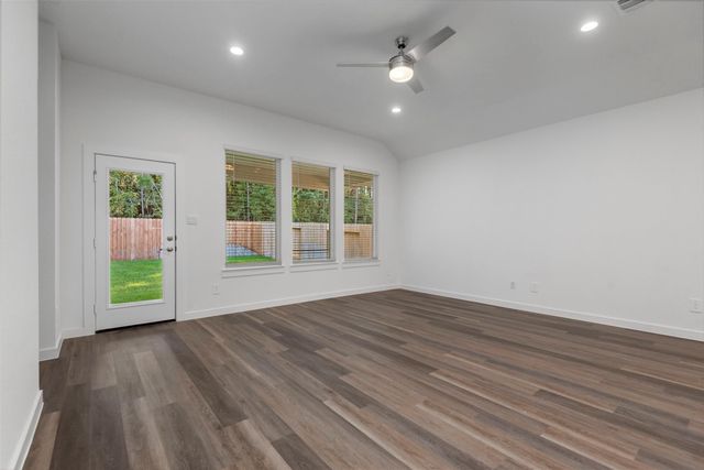 1069 Dancing Feather Street, Montgomery, TX 77316